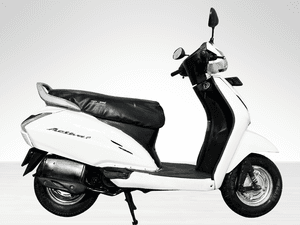 Used 2017 Honda Activa 4G Standard (BS IV) for sale in Delhi - thumbnail 2