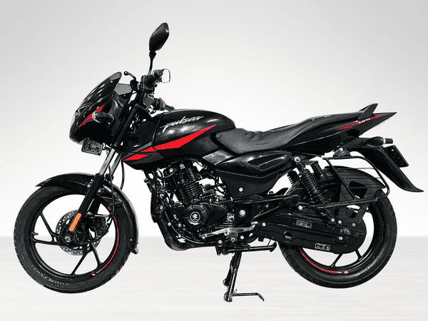 Used 2025 Bajaj Pulsar 125 Disc for sale in Gurgaon - photo 1