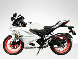 Used 2025 Yamaha R15 V4 Racing Blue for sale in Delhi