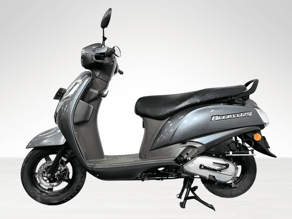 Used 2023 Suzuki Access 125 Disc for sale in Delhi - photo 1