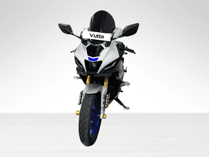 Used 2025 Yamaha R15 V4 M for sale in Delhi - thumbnail 3