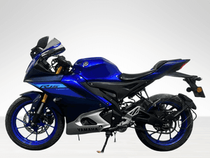 Used 2023 Yamaha R15 V4 Racing Blue for sale in Delhi - thumbnail 1