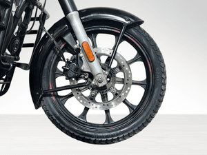 Used 2023 Royal Enfield Classic 350 Classic Dark - Dual Channel ABS for sale in Delhi - thumbnail 5
