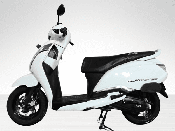 Used 2025 TVS Jupiter 125 Disc - Alloy Wheel for sale in Delhi - photo 1