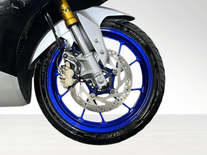 Used 2025 Yamaha R15 V4 M - Carbon Fibre for sale in Delhi - thumbnail 5