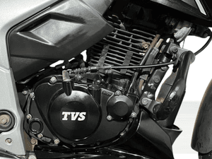 Used 2021 TVS Apache RTR 160 4V Dual Disc - ABS for sale in Delhi - thumbnail 7