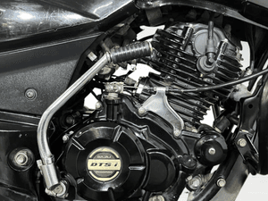 Used 2024 Bajaj Pulsar 125 Carbon Single Seat for sale in Delhi - thumbnail 7