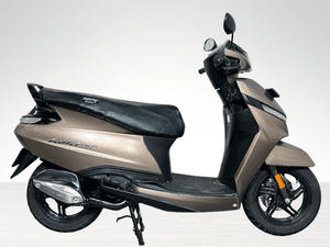 Used 2025 TVS Jupiter ZX Disc - SmartXonnect for sale in Delhi - thumbnail 2