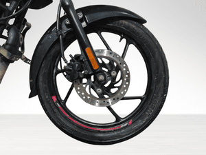 Used 2024 Bajaj Pulsar 125 Disc for sale in Delhi - thumbnail 5