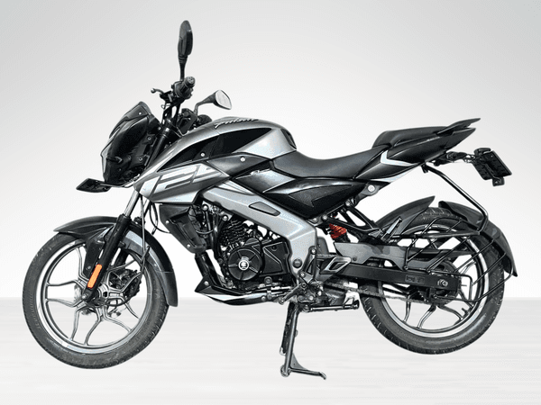 Used 2024 Bajaj Pulsar NS125 Bluetooth for sale in Gurgaon - photo 1