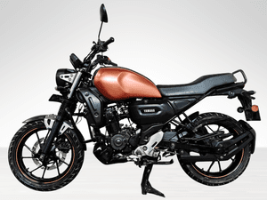 Used 2022 Yamaha FZ X Matte Copper and Matte Black for sale in Faridabad