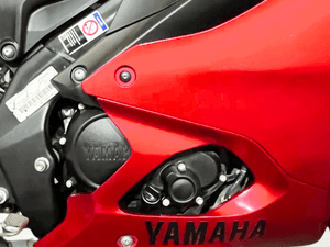 Used 2025 Yamaha R15 V4 Metallic Red for sale in Delhi - thumbnail 7