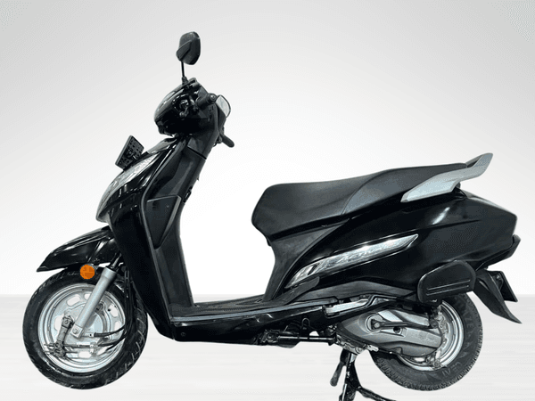 Used 2024 Honda Activa 125 Drum for sale in Delhi - photo 1
