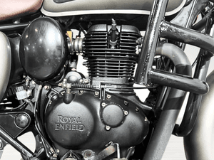 Used 2023 Royal Enfield Classic 350 Classic Dark - Dual Channel ABS for sale in Delhi - thumbnail 7