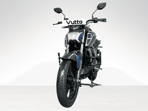 Used 2023 Yamaha FZS Fi V4 Deluxe for sale in Delhi - thumbnail 3