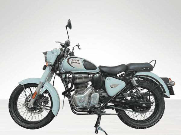 Used 2022 Royal Enfield Classic 350 Halcyon - Single Channel ABS for sale in Delhi - photo 1