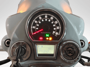 Used 2022 Royal Enfield Classic 350 Halcyon - Single Channel ABS for sale in Delhi - thumbnail 8