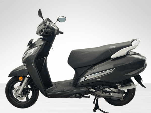 Used 2024 Honda Activa 125 Disc for sale in Jaipur - photo 1