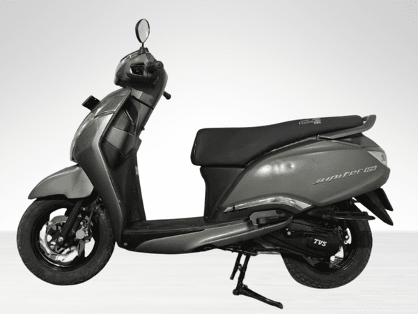 Used 2025 TVS Jupiter 125 Disc - Alloy Wheel for sale in Delhi - photo 1