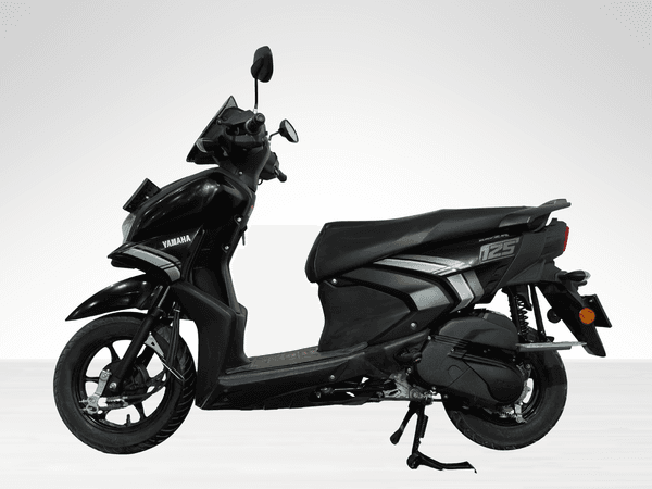 Used 2026 Yamaha Ray ZR 125 Drum for sale in Delhi - photo 1