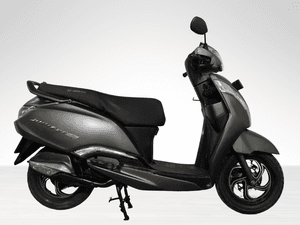 Used 2022 TVS Jupiter 125 Disc - Alloy Wheel for sale in Delhi - thumbnail 2