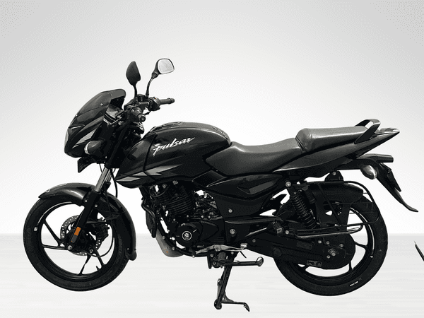 Used 2024 Bajaj Pulsar 125 Disc for sale in Jaipur - photo 1
