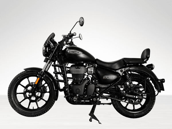 Used 2025 Royal Enfield Meteor 350 Stellar for sale in Delhi - photo 1