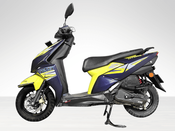 Used 2023 TVS Ntorq 125 XT for sale in Delhi - photo 1