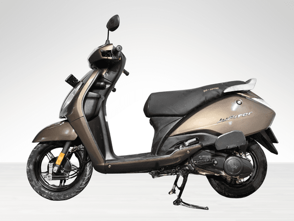 Used 2021 TVS Jupiter Drum Alloy for sale in Delhi - photo 1