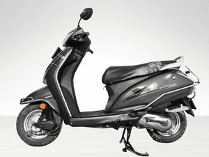 Used 2017 Honda Activa 4G Standard (BS IV) for sale in Gurgaon - thumbnail 1