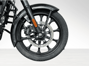 Used 2025 Royal Enfield Classic 350 Classic Signals - Dual Channel ABS for sale in Delhi - thumbnail 5