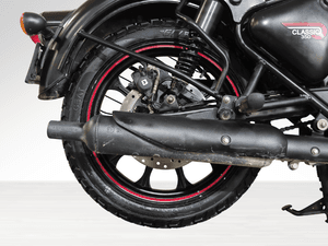 Used 2024 Royal Enfield Classic 350 Classic Dark - Dual Channel ABS for sale in Gurgaon - thumbnail 6