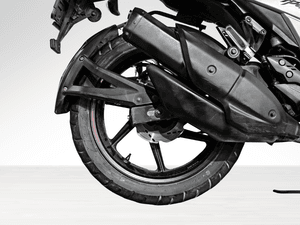 Used 2021 TVS Apache RTR 160 4V Dual Disc - ABS for sale in Delhi - thumbnail 6