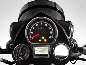 Used 2025 Royal Enfield Classic 350 Classic Dark - Dual Channel ABS for sale in Delhi - thumbnail 8