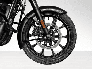 Used 2025 Royal Enfield Classic 350 Classic Dark - Dual Channel ABS for sale in Delhi - thumbnail 5