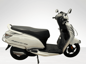 Used 2022 TVS Jupiter 125 Drum - Alloy Wheel for sale in Jaipur - thumbnail 2
