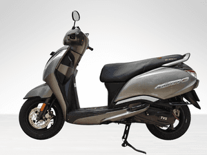 Used 2022 TVS Jupiter 125 Disc - Alloy Wheel for sale in Delhi - thumbnail 1
