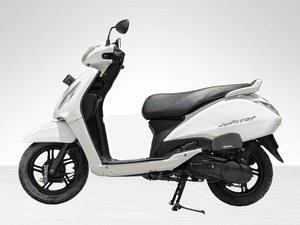 Used 2023 TVS Jupiter Drum Alloy for sale in Delhi - thumbnail 1