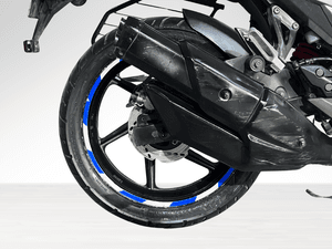 Used 2023 TVS Apache RTR 160 4V Dual Disc - ABS for sale in Delhi - thumbnail 6