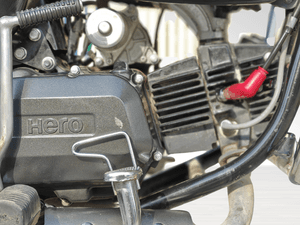Used 2025 Hero Splendor Plus Self Alloy i3S for sale in Delhi - thumbnail 7