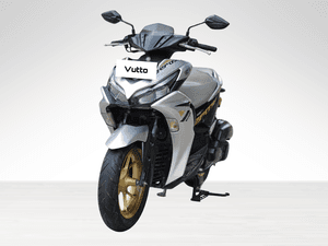 Used 2025 Yamaha Aerox 155 S for sale in Delhi - thumbnail 3