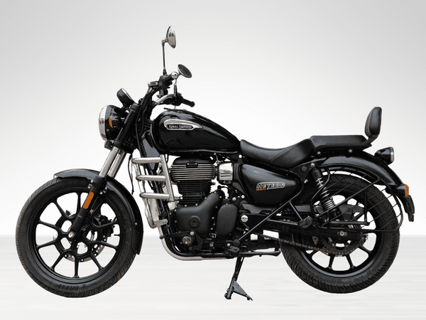 Used 2024 Royal Enfield Meteor 350 Stellar for sale in Delhi - photo 1