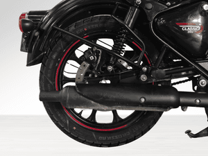 Used 2024 Royal Enfield Classic 350 Classic Dark - Dual Channel ABS for sale in Gurgaon - thumbnail 6