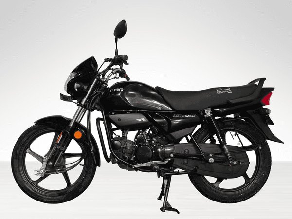 Used 2025 Hero HF Deluxe Drum Self Alloy Black for sale in Delhi - photo 1