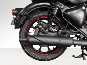 Used 2024 Royal Enfield Classic 350 Classic Dark - Dual Channel ABS for sale in Delhi - thumbnail 6
