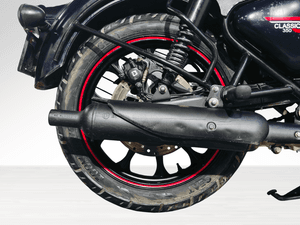 Used 2023 Royal Enfield Classic 350 Classic Dark - Dual Channel ABS for sale in Delhi - thumbnail 6