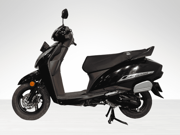 Used 2025 Honda Activa 125 Disc for sale in Delhi - photo 1