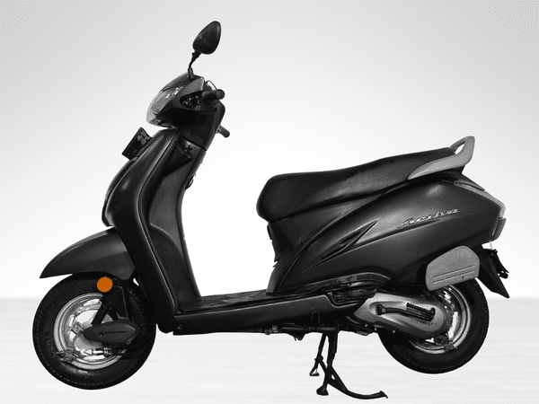 Used 2019 Honda Activa 5G Standard for sale in Delhi - photo 1