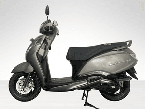 Used 2023 TVS Jupiter 125 Disc - Alloy Wheel for sale in Delhi - thumbnail 1