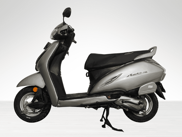 Used 2019 Honda Activa 5G Deluxe for sale in Delhi - photo 1